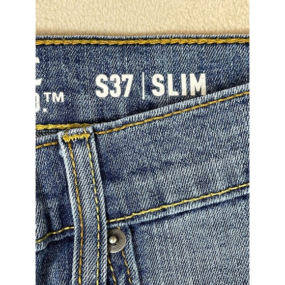 Levi's Jeans Adult 30x32 Blue Signature Straight Leg Distressed Denim Mens - Picture 8 of 13